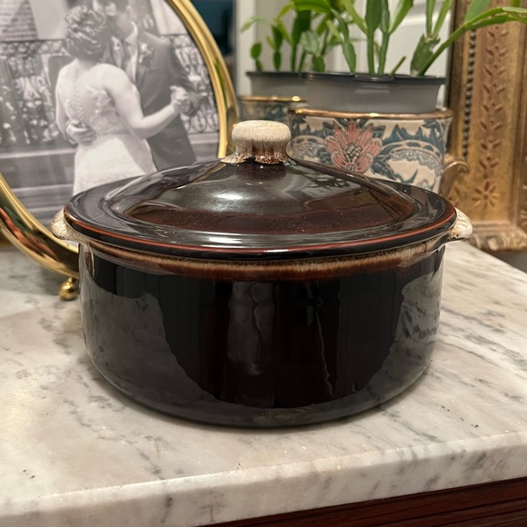 1960s Pfaltzgraff Pottery Drip Glaze Covered Casserole Dish - Picture 2 of 6